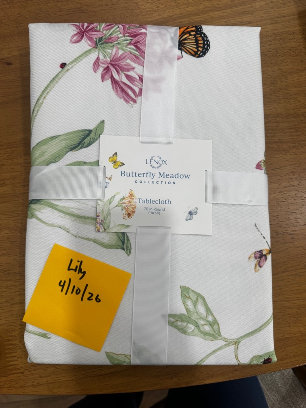 Lenox Butterfly Meadow Round Tablecloth - White with Floral Accents